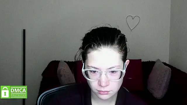 Snapshot of Alicia_redfollow chatting on October 18, 2025, 11:23 am Alicia redfollow online show from October 18, 2025, 11:23 am