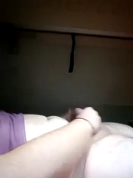 maxxxx9 online show from October 21, 2025, 8:25 am