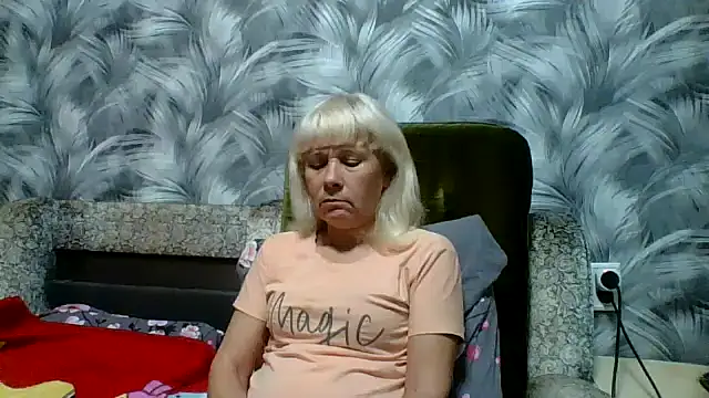 Snapshot of sakura_blonde chatting on October 30, 2025, 6:05 pm sakura blonde online show from October 30, 2025, 6:05 pm