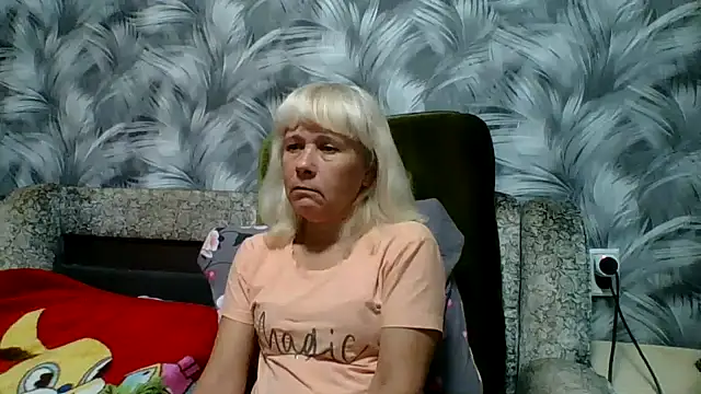 Snapshot of sakura_blonde chatting on October 31, 2025, 6:10 am sakura blonde online show from October 31, 2025, 6:10 am