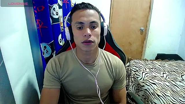 Willy Mate online show from January 4, 2025, 2:56 am