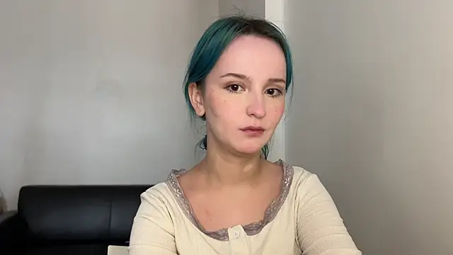 bumble bee online show from December 29, 2024, 9:39 am