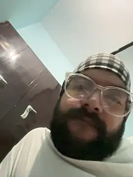 Arsh Loves Luv online show from December 17, 2025, 12:48 am