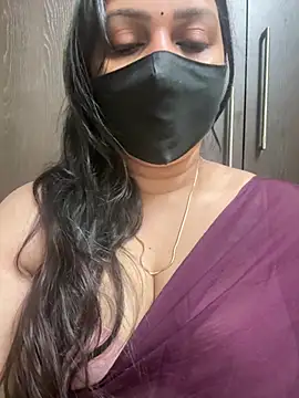 Snapshot of Akhi_Akshaya chatting on March 9, 2025, 1:37 pm Akhi Akshaya online show from March 9, 2025, 1:37 pm