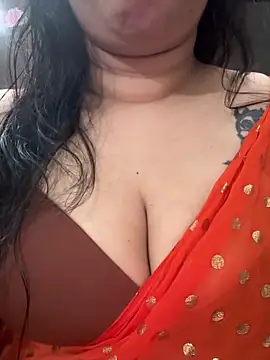 Snapshot of Akhi_Akshaya chatting on January 4, 2025, 5:26 pm Akhi Akshaya online show from January 4, 2025, 5:26 pm