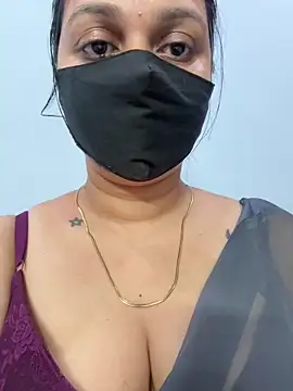 Snapshot of Akhi_Akshaya chatting on February 20, 2025, 5:09 pm Akhi Akshaya online show from February 20, 2025, 5:09 pm