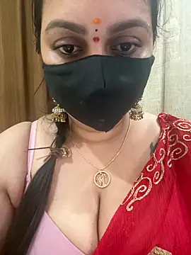 Snapshot of Akhi_Akshaya chatting on January 30, 2025, 9:04 pm Akhi Akshaya online show from January 30, 2025, 9:04 pm