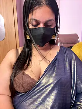 Akhi Akshaya online show from November 2, 2025, 6:24 pm