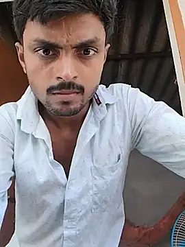Snapshot of Suraj223kumar chatting on July 4, 2026, 4:08 am Suraj223kumar online show from July 4, 2026, 4:08 am
