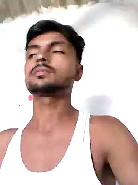 Snapshot of Suraj223kumar chatting on July 30, 2026, 10:47 am Suraj223kumar online show from July 30, 2026, 10:47 am
