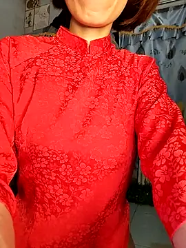 Lucy limon online show from October 8, 2025, 11:56 am