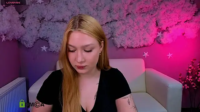 playful sophie online show from March 14, 2026, 8:26 pm