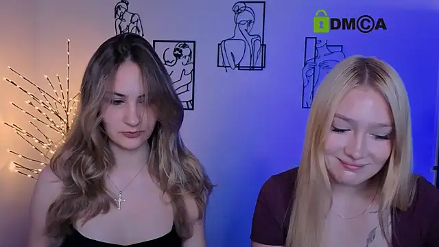 Snapshot of playful_sophie chatting on July 26, 2026, 7:21 pm playful sophie online show from July 26, 2026, 7:21 pm