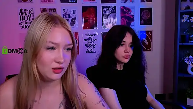 Snapshot of playful_sophie chatting on July 14, 2026, 7:31 pm playful sophie online show from July 14, 2026, 7:31 pm