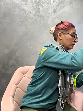 Lucky Deniz online show from December 5, 2025, 10:58 am