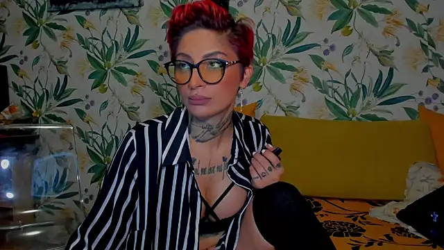 Snapshot of Lucky_Deniz chatting on February 11, 2026, 12:38 pm Lucky Deniz online show from February 11, 2026, 12:38 pm