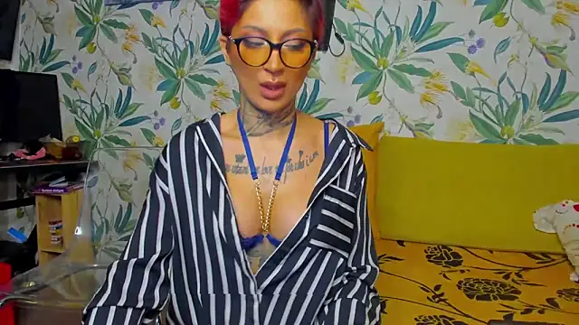 Snapshot of Lucky_Deniz chatting on February 10, 2026, 11:53 am Lucky Deniz online show from February 10, 2026, 11:53 am