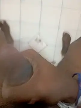 tharu111111 online show from November 5, 2025, 2:53 pm