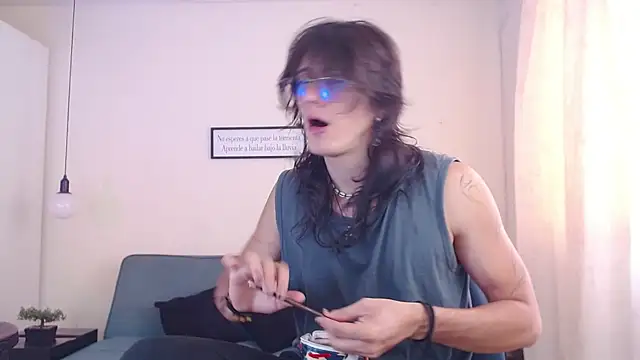 Snapshot of andreey50 chatting on February 17, 2025, 8:06 pm andreey50 online show from February 17, 2025, 8:06 pm