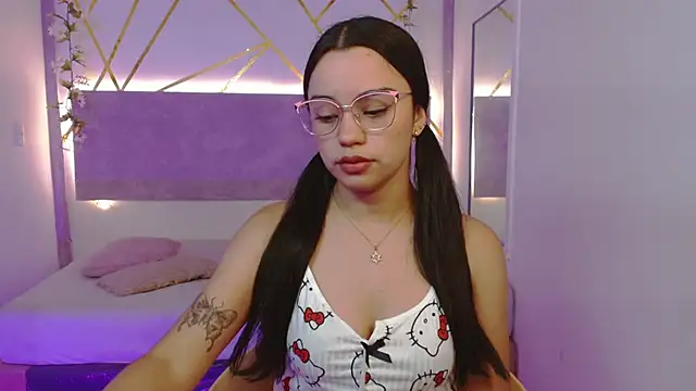 SelenaFox7 online show from October 4, 2025, 11:56 am