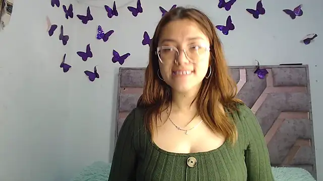 Anny Fox- online show from May 3, 2026, 4:17 am