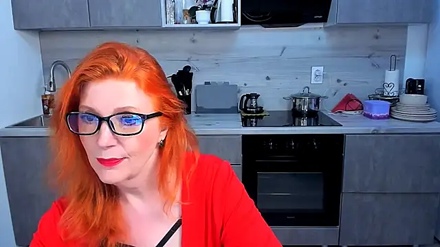 Fire-Fox-One online show from June 24, 2026, 5:44 pm
