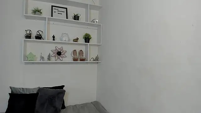 Zizi-campbel online show from December 27, 2024, 1:22 am