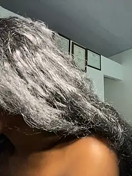 Zizi-campbel online show from January 30, 2025, 9:58 pm