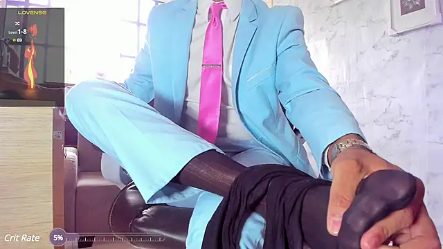 Snapshot of Hideintheoffice chatting on March 14, 2025, 4:30 pm Hideintheoffice online show from March 14, 2025, 4:30 pm