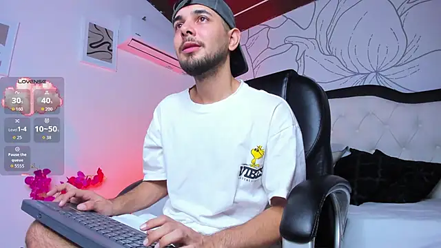 Samir bear online show from November 22, 2025, 1:54 pm