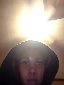 Snapshot of carmelbbyx22 chatting on November 24, 2025, 1:16 am carmelbbyx22 online show from November 24, 2025, 1:16 am