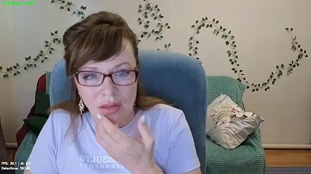 Miss Moren online show from July 27, 2026, 5:14 am