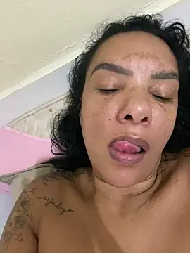 briannaa557 online show from December 29, 2024, 10:56 am