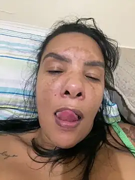 briannaa557 online show from December 31, 2024, 6:46 pm