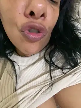 briannaa557 online show from January 12, 2025, 11:28 am