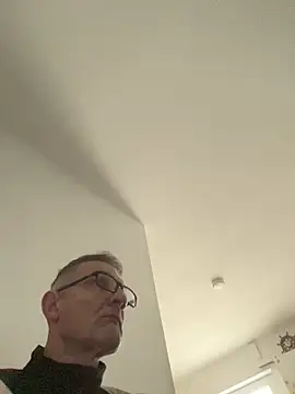 loverman2941 online show from February 4, 2026, 3:29 pm