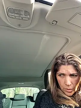 sansan2411 online show from December 21, 2025, 1:35 pm