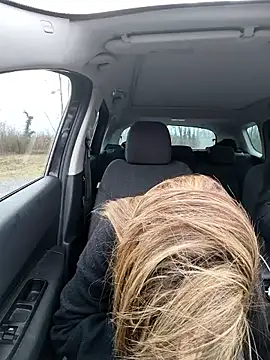 sansan2411 online show from January 10, 2026, 1:39 pm