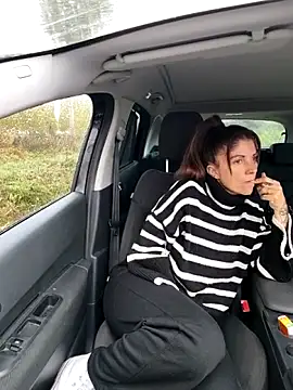 sansan2411 online show from October 21, 2025, 12:48 pm