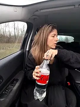 sansan2411 online show from February 20, 2026, 9:55 am