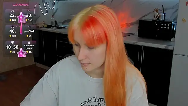 Snapshot of Sweet_white_chocolate chatting on November 14, 2025, 11:58 am Sweet white chocolate online show from November 14, 2025, 11:58 am