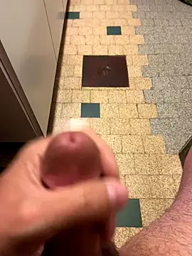 Snapshot of mikiss789 chatting on October 14, 2025, 3:07 am mikiss789 online show from October 14, 2025, 3:07 am