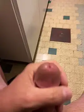 Snapshot of mikiss789 chatting on October 25, 2025, 4:22 am mikiss789 online show from October 25, 2025, 4:22 am