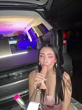 Snapshot of Miaa_gh1 chatting on October 8, 2025, 12:17 pm Miaa gh1 online show from October 8, 2025, 12:17 pm