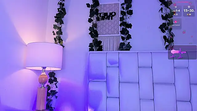 Snapshot of Miaa_gh1 chatting on June 6, 2026, 12:10 pm Miaa gh1 online show from June 6, 2026, 12:10 pm