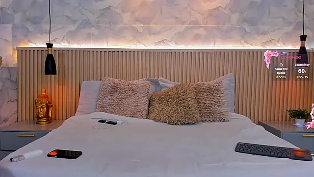 Snapshot of AinaraJimenez chatting on October 16, 2025, 8:06 pm AinaraJimenez online show from October 16, 2025, 8:06 pm