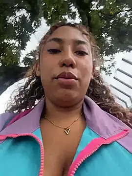 lauraltt online show from February 2, 2026, 8:30 pm