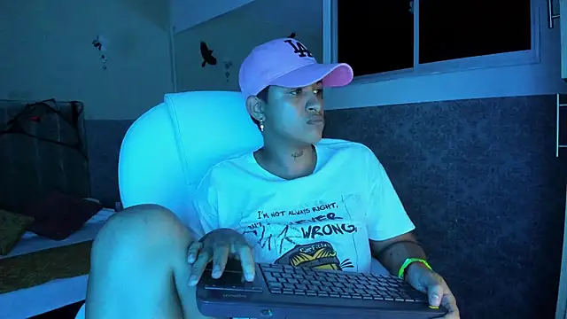 Dominick jones online show from October 14, 2025, 4:57 am