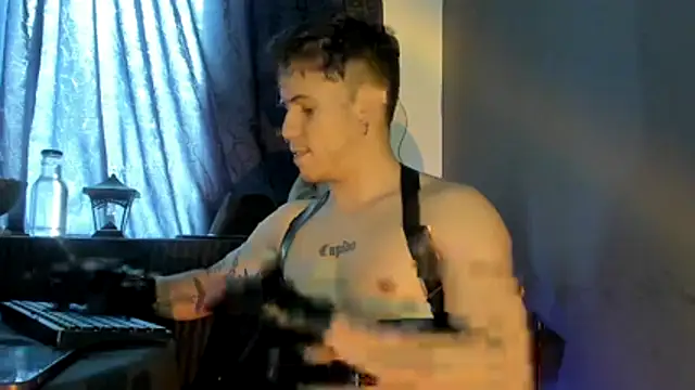 Snapshot of Antonello_Vannucci chatting on November 9, 2025, 4:00 pm Antonello Vannucci online show from November 9, 2025, 4:00 pm