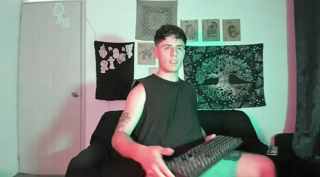 Snapshot of Antonello_Vannucci chatting on January 22, 2025, 9:21 pm Antonello Vannucci online show from January 22, 2025, 9:21 pm